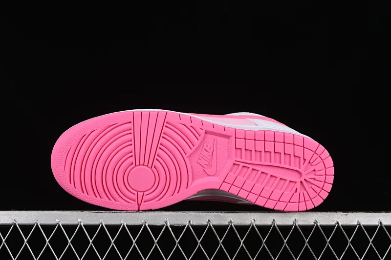All Categories Nk SB Dunk Series Nk SB Dunk Low Low-top sneakers Nk SB Dunk Low Glacier pink color Low-top casual sports skateboard shoes HQ1181-661